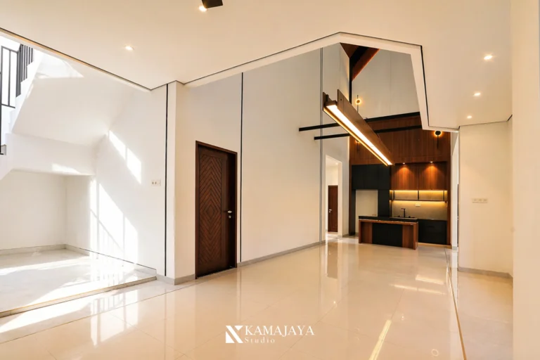 R-House Medan — Ruang utama, foto 19